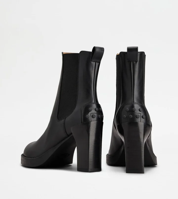 Chelsea Ankle Boots in Leather - Image 3