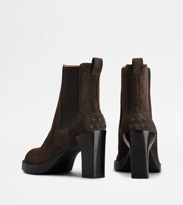 Chelsea Ankle Boots in Suede - Image 3