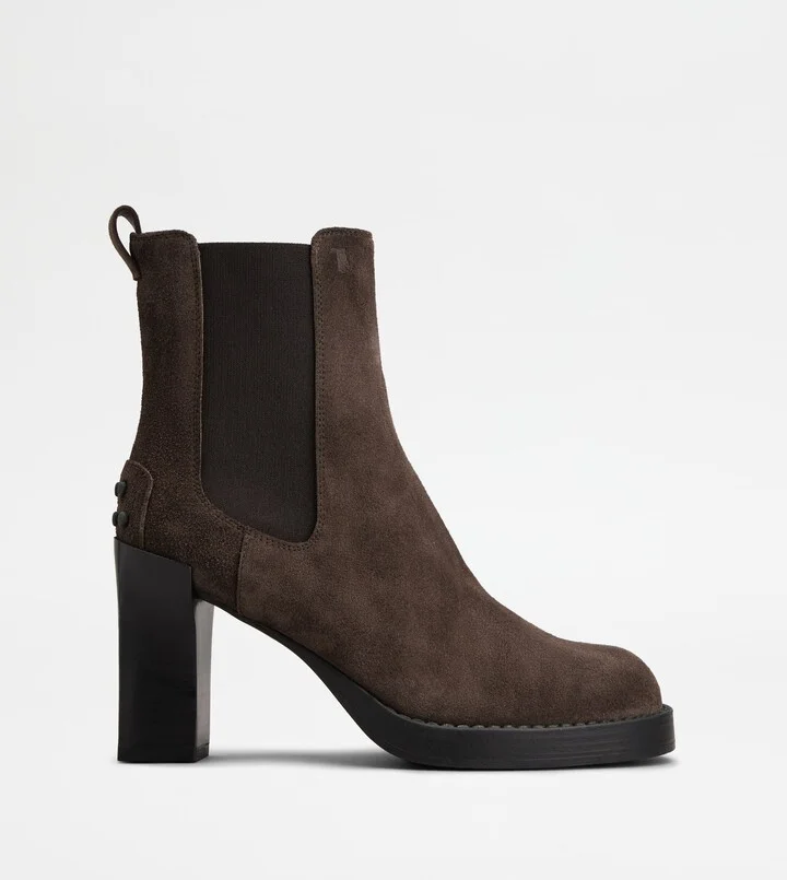 Chelsea Ankle Boots in Suede