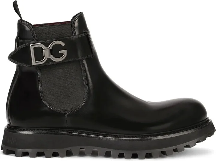 Chelsea belted boots