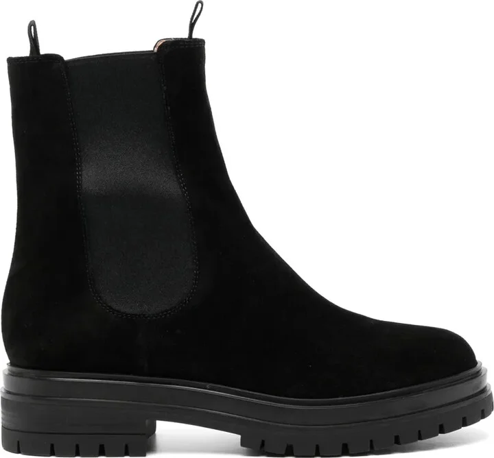 Chelsea boots