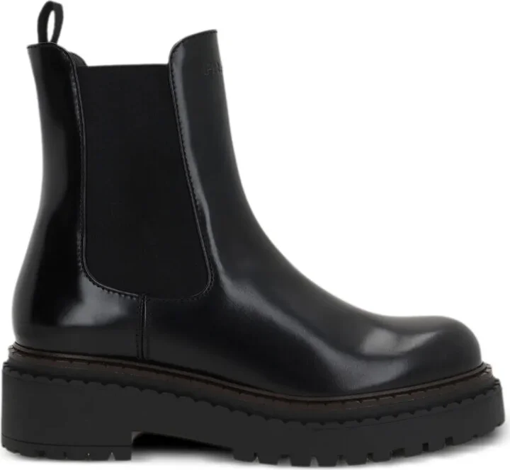 Chelsea boots