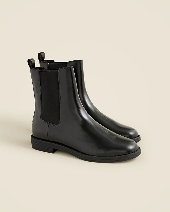 Chelsea boots in leather
