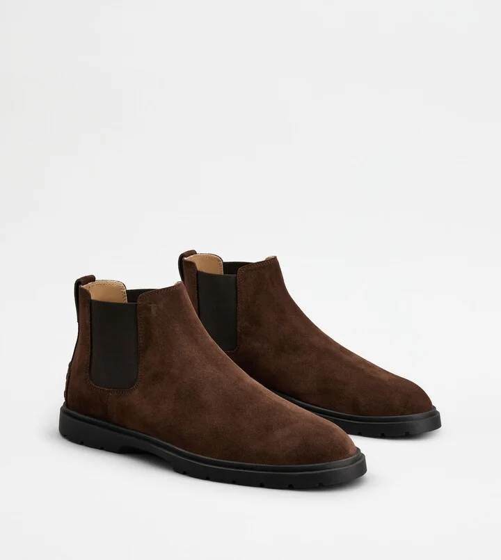 Chelsea Boots in Suede - Image 2