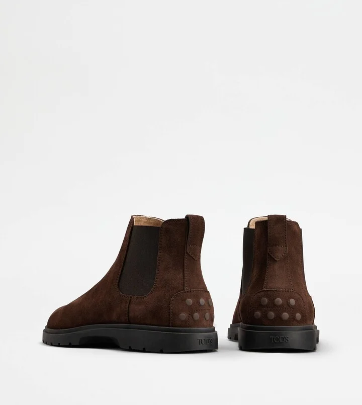 Chelsea Boots in Suede - Image 3