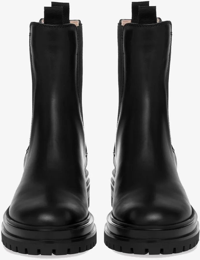 Chelsea Chester Boots - Image 3