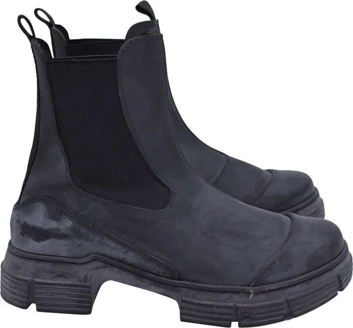 Chelsea Rain Boots in Black Recycled Rubber