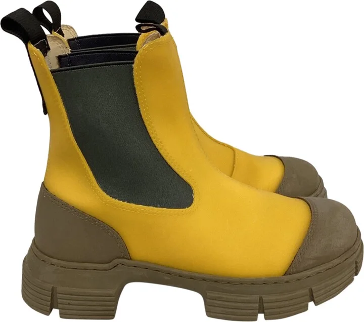 yellow