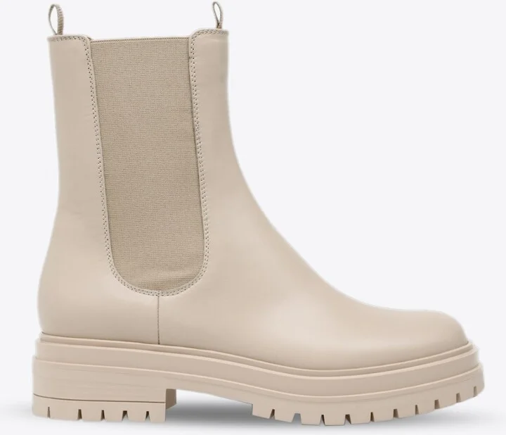 Chester Calfskin Boots