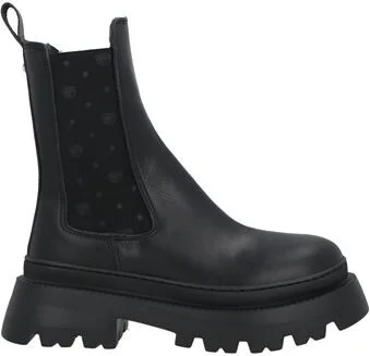 Chiara Ferragni Woman Ankle boots