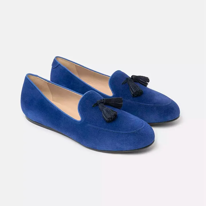Chic Blue Suede Loafers for the Discerning Men's Gentleman - Image 2