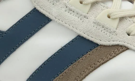 Chicago Sneaker - Image 6