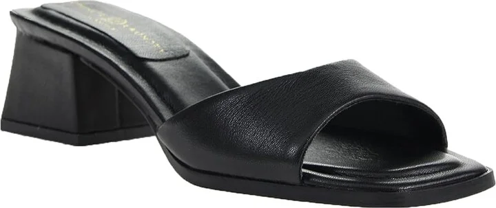 Chinese Laundry Liinda Women's Sandals Black : 6 M, Synthetic