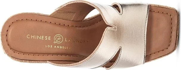 Chinese Laundry Next Door Women's Shoes Light Gold Metallic : 10 M, Synthetic - Image 2