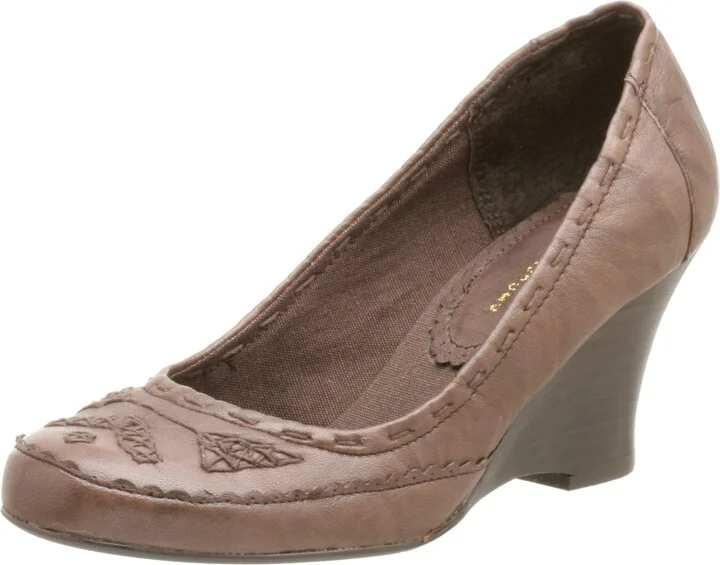 Chinese Laundry Women's Becky