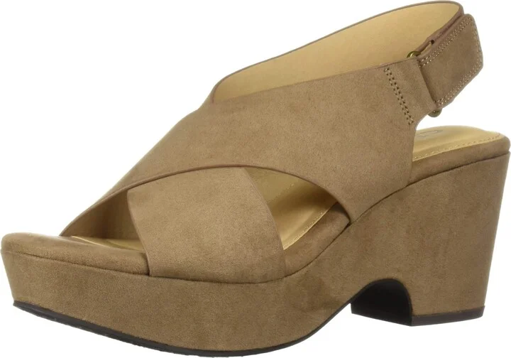 Chinese Laundry Women's Capital Heeled Sandal