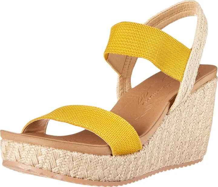 Chinese Laundry Women's Kaylin Wedge Sandal