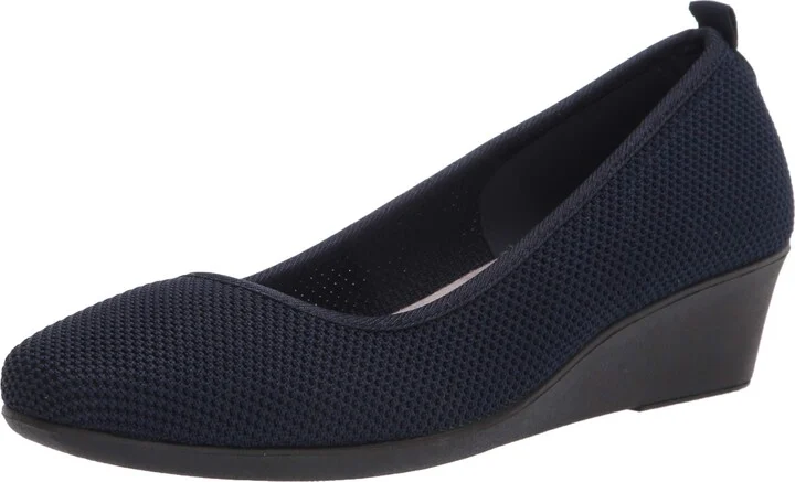 Chinese Laundry Women's Ladylove Pump