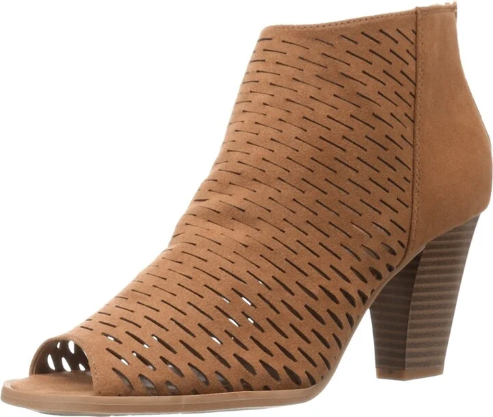 Chinese Laundry Women's Reagan Boot