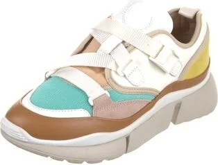 Chloé - Image 2