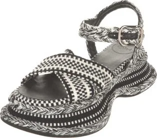 Chloé - Image 2