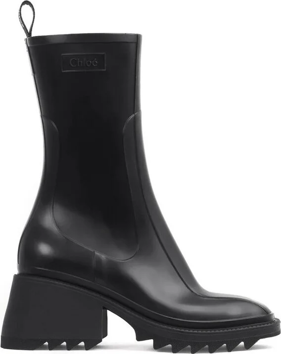 Chloé Betty Round Toe Boots