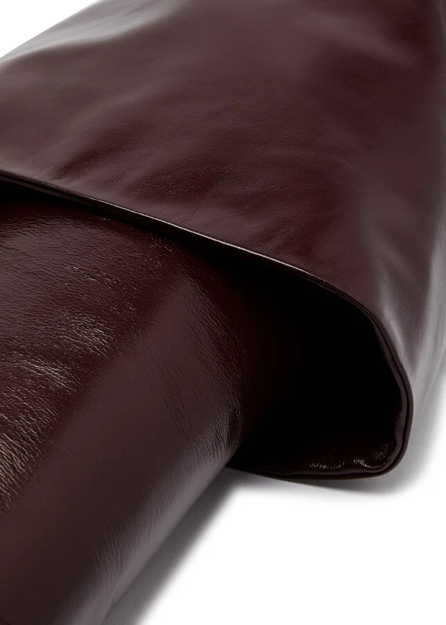 Chloe Georgia 90 Glossed Leather Knee-high Boots - Image 4