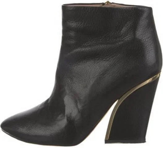 Chloé