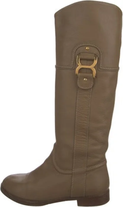 Chloé