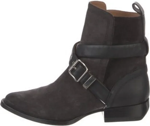 Chloé
