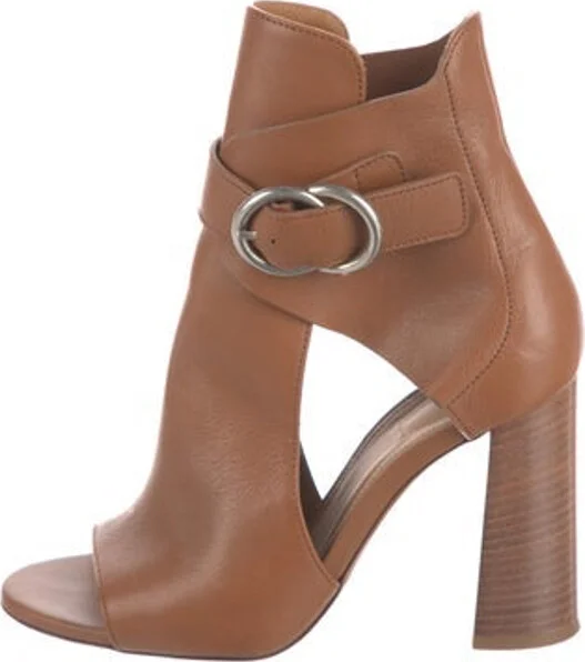 Chloé