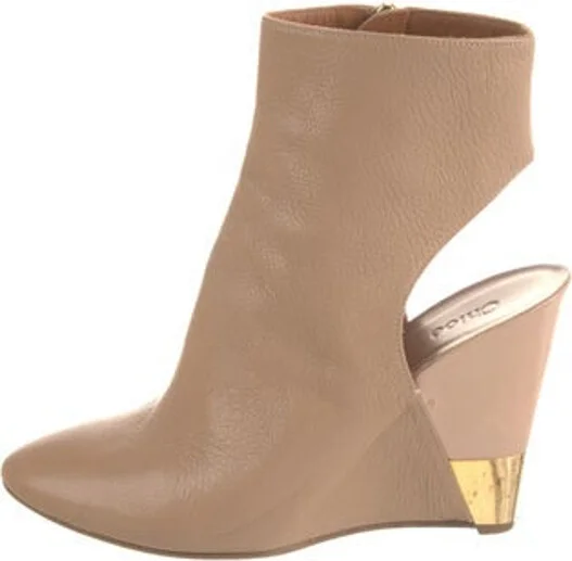 Chloé