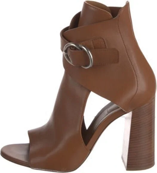 Chloé