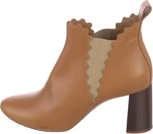 Chloé