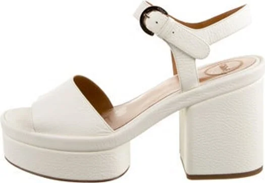 Chloé