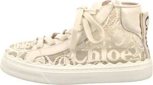 Chloé