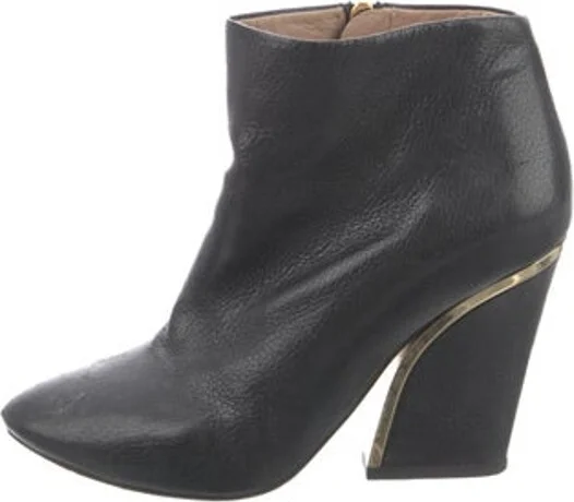 Chloé