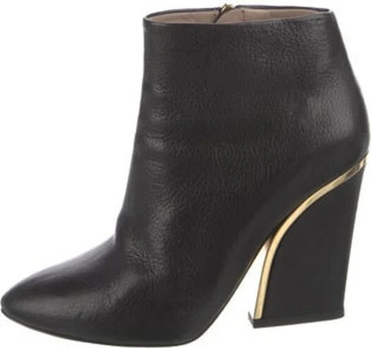 Chloé