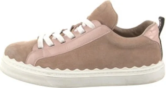 Chloé