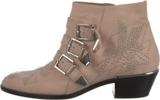 Chloé