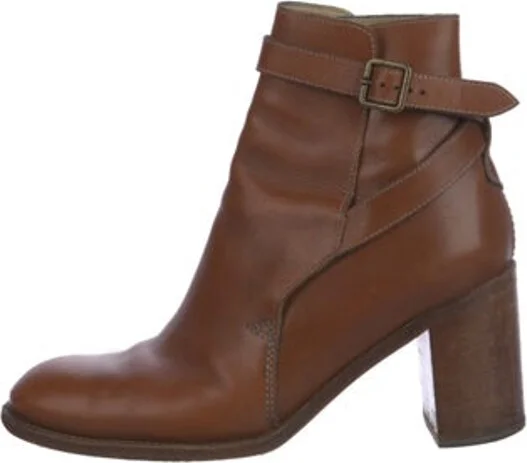 Chloé
