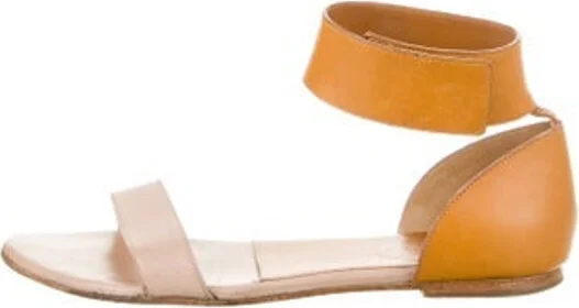 Chloé