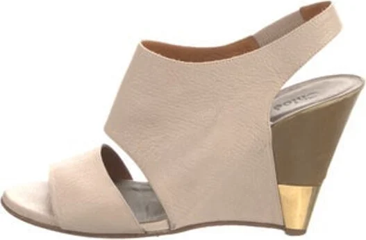 Chloé