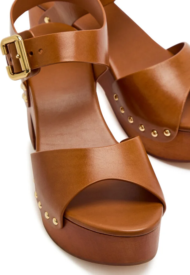 Chloe Jeannette Leather Platform Sandals - Image 3
