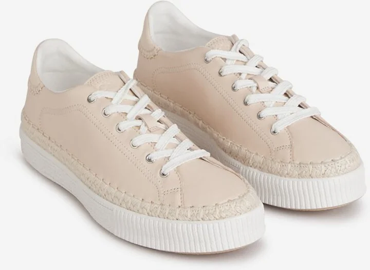 Chloé Logo Leather Sneakers - Image 2