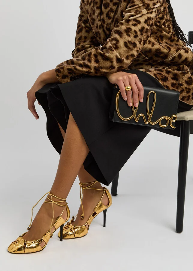 Chloe Luna 100 Cut-out Metallic-leather Pumps - Image 5