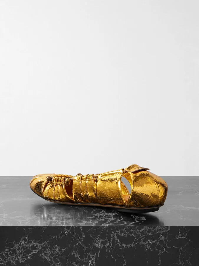 Chloé - Luna Cutout Embellished Gathered Metallic Leather Ballet Flats - Gold - Image 3