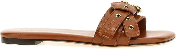 Chloé 'Mae' Slides