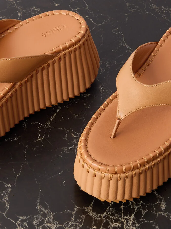 Chloé - Nama Leather Platform Flip Flops - Brown - Image 4