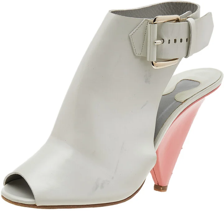 Chloe Off White Leather Pee Toe Ankle Strap Sandals Size 39.5